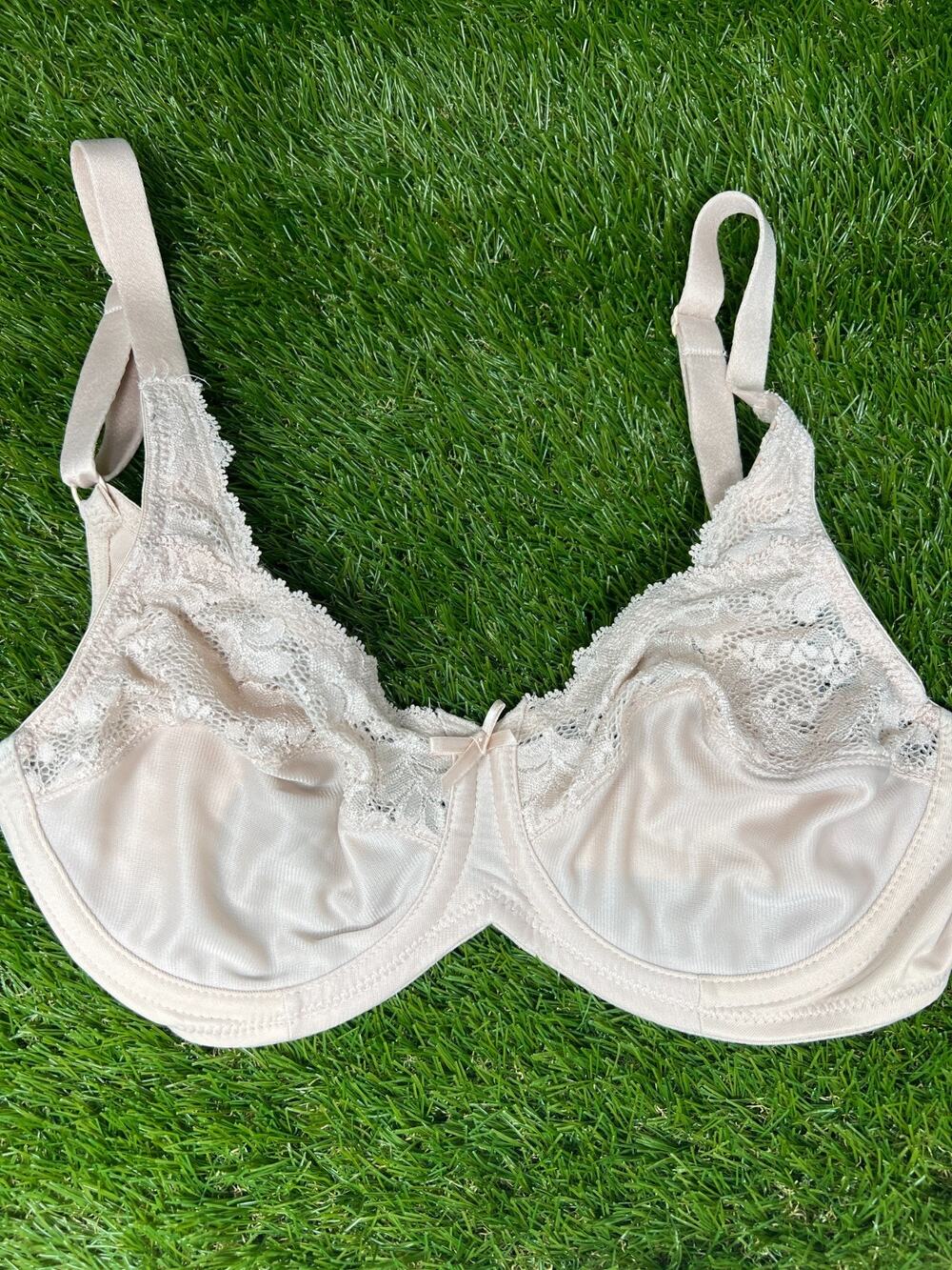 Lilyette 34C NO TAG Beige Underwired Bra 01224J